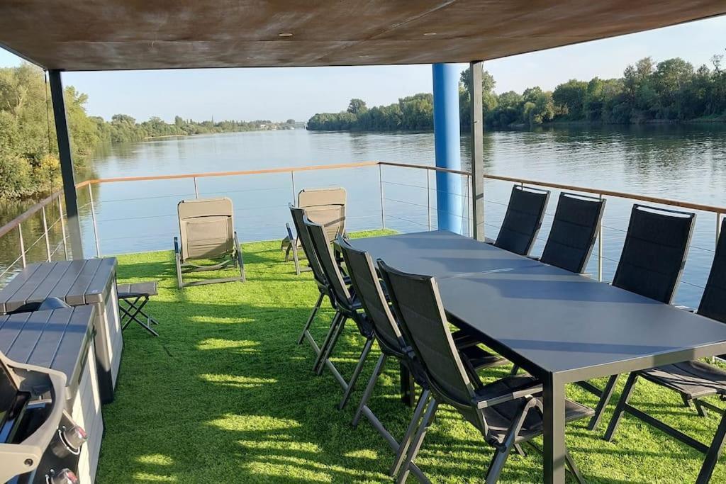 Riverboat-Rhein-Main Ferienloft Wiesbaden Esterno foto