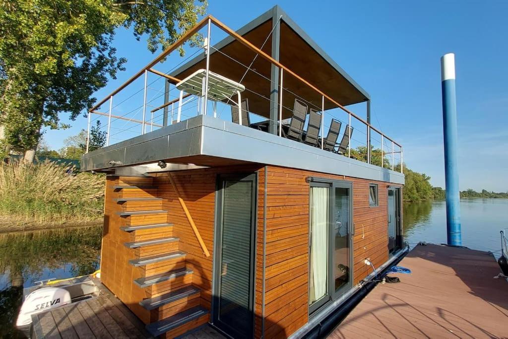 Riverboat-Rhein-Main Ferienloft Wiesbaden Esterno foto